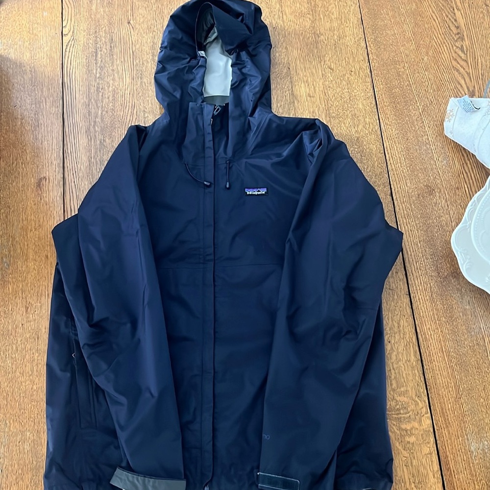Patagonia Full Zip men’s rain jacket